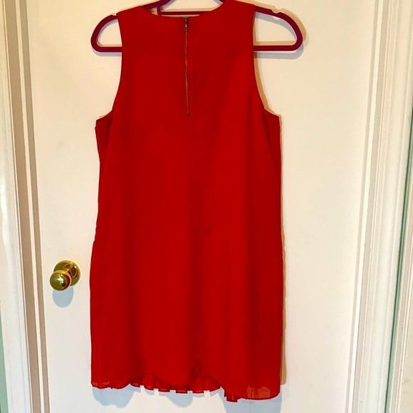 Pleated front Ann Taylor Loft red sleeveless dress. Size 6. VGUC. - Picture 2 of 8